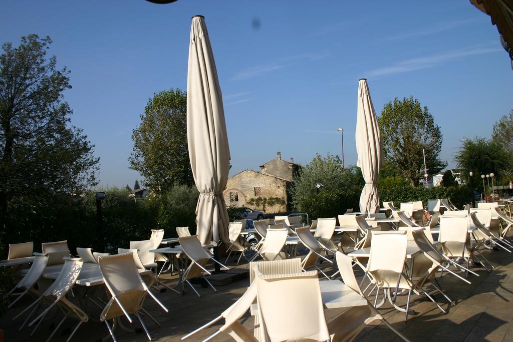Hotel Moro Freoni Сан-Пьетро-ин-Карьяно Экстерьер фото